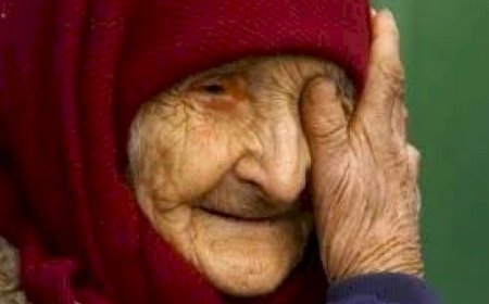 ORTAYA KARIŞIK ....